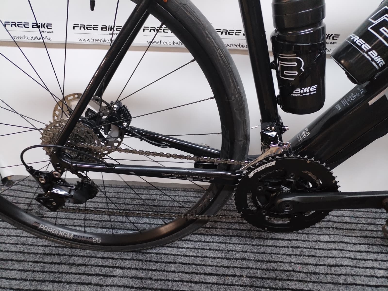 Bici da corsa elettrica Trek Domane+ ALR - XL 58 - immagine 2