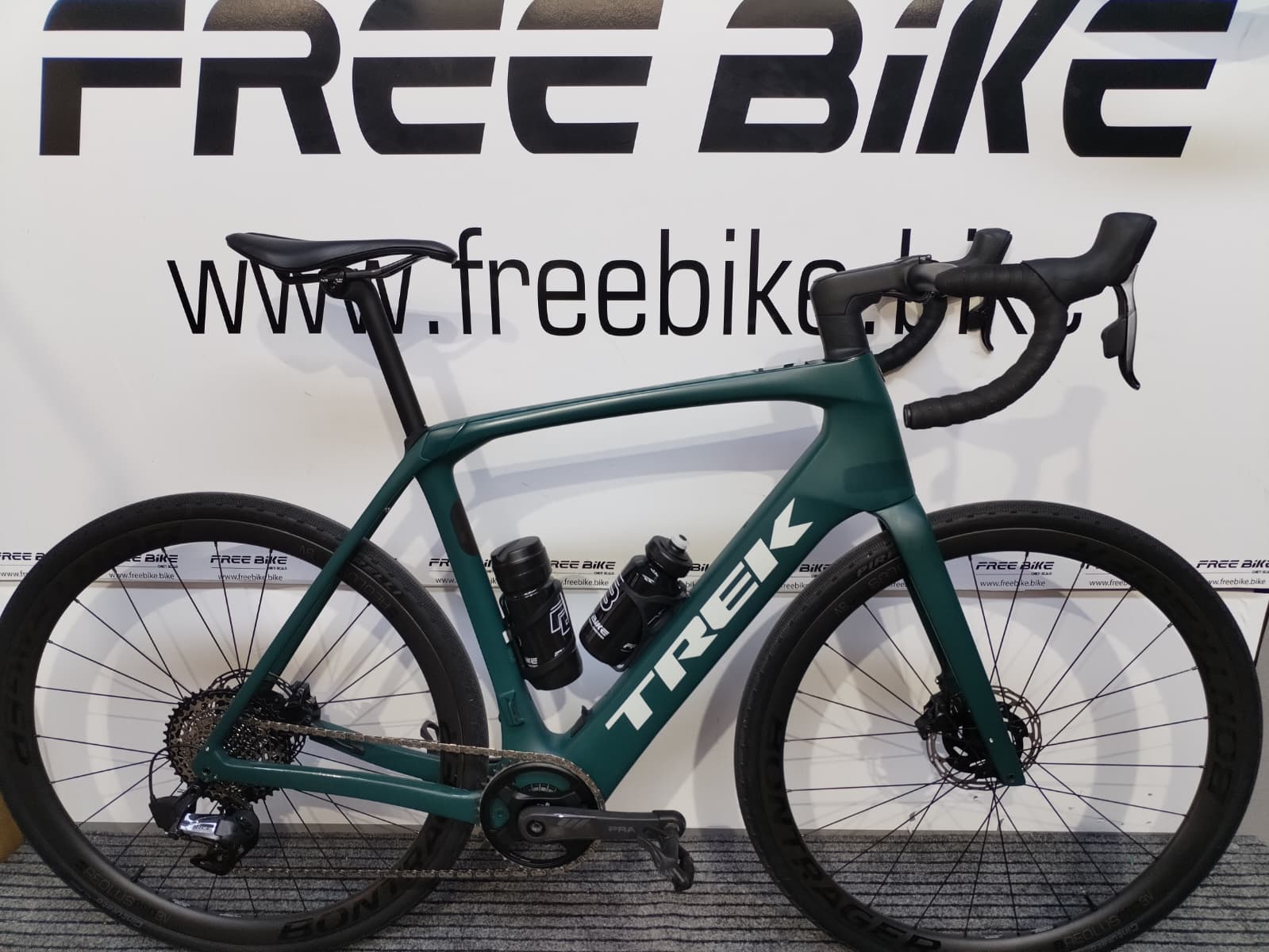 Bici da corsa carbonio elettrica Trek Domane+ SLR 7 AXS - 58