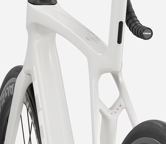 Trek Madone SL 6 Gen 8 Era White - Image 3
