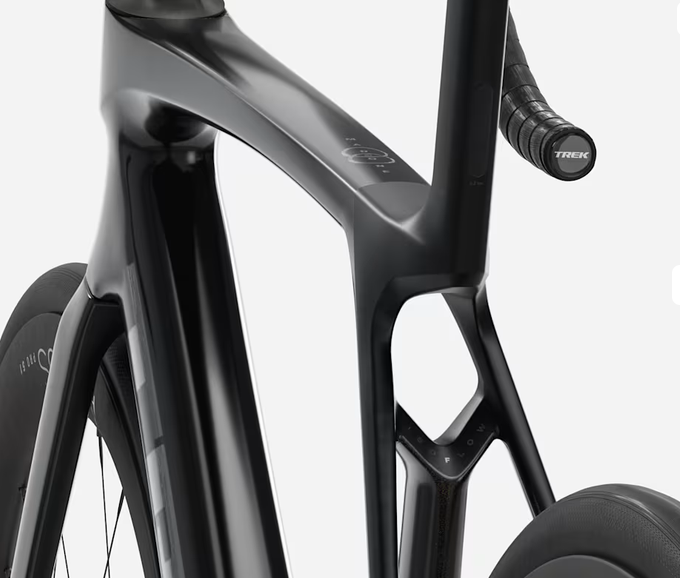 Trek Madone SL 7 Gen 8 – Gloss Dark Star Matte Deep Smoke - Image 3