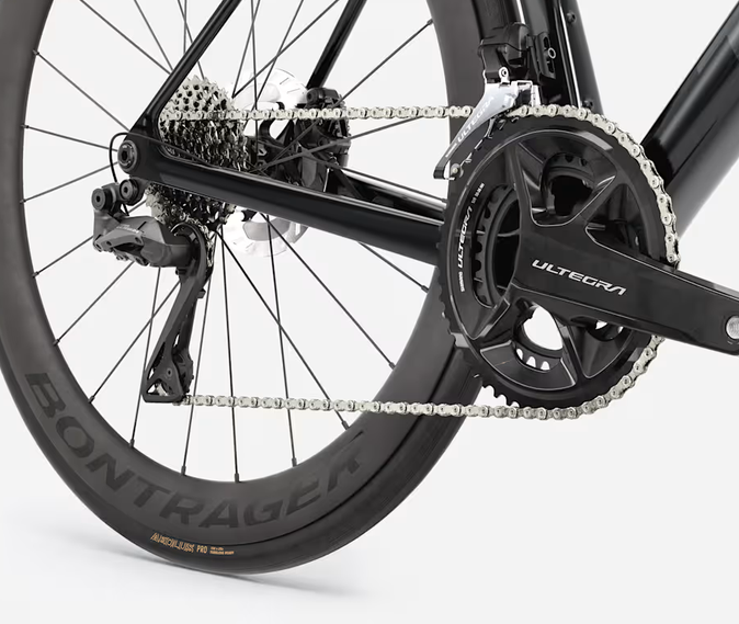 Trek Madone SL 7 Gen 8 – Gloss Dark Star Matte Deep Smoke - Image 4