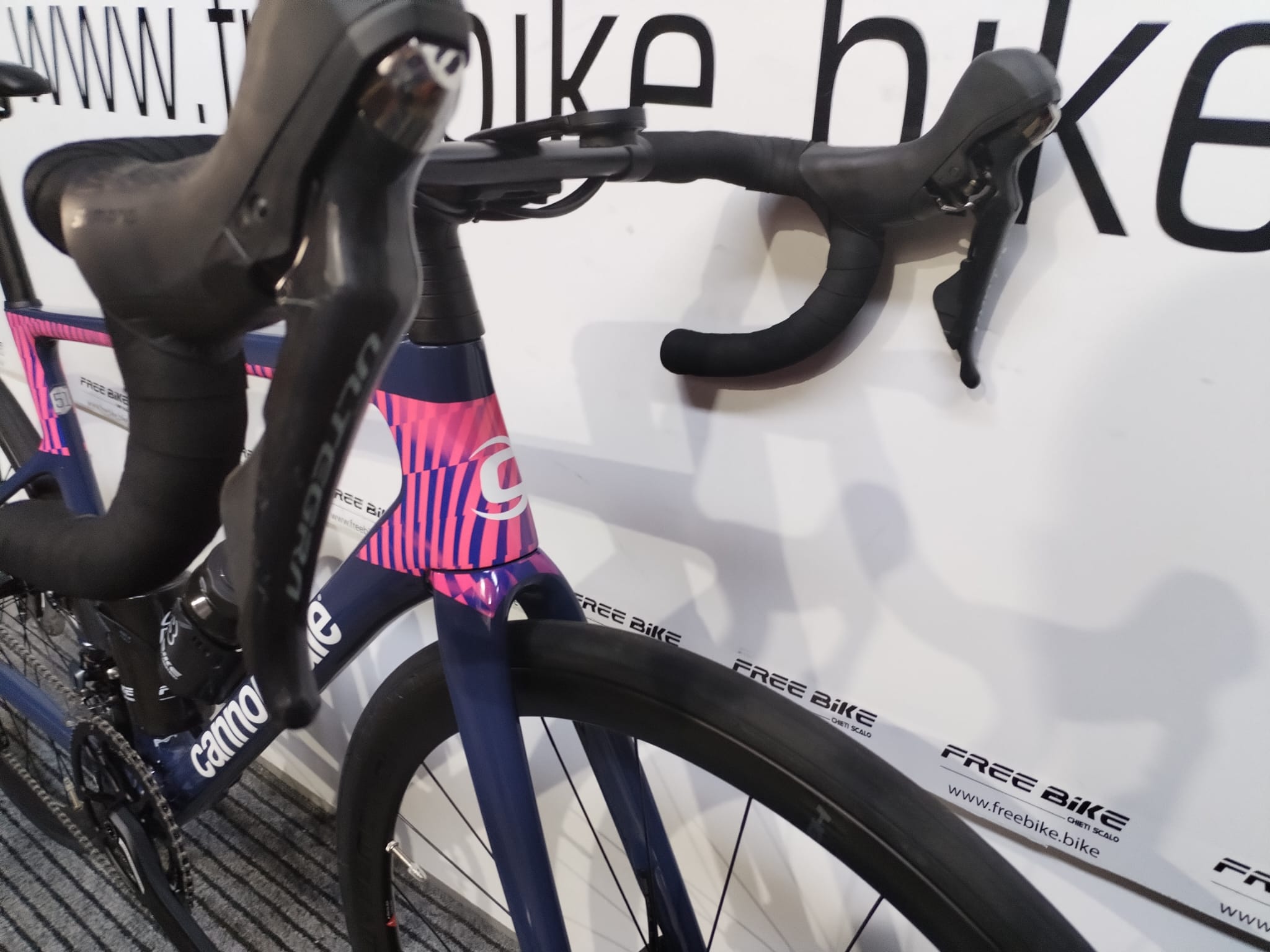 Bici da corsa Cannondale SuperSix EVO Hi-Mod Disc - 51 - immagine 6