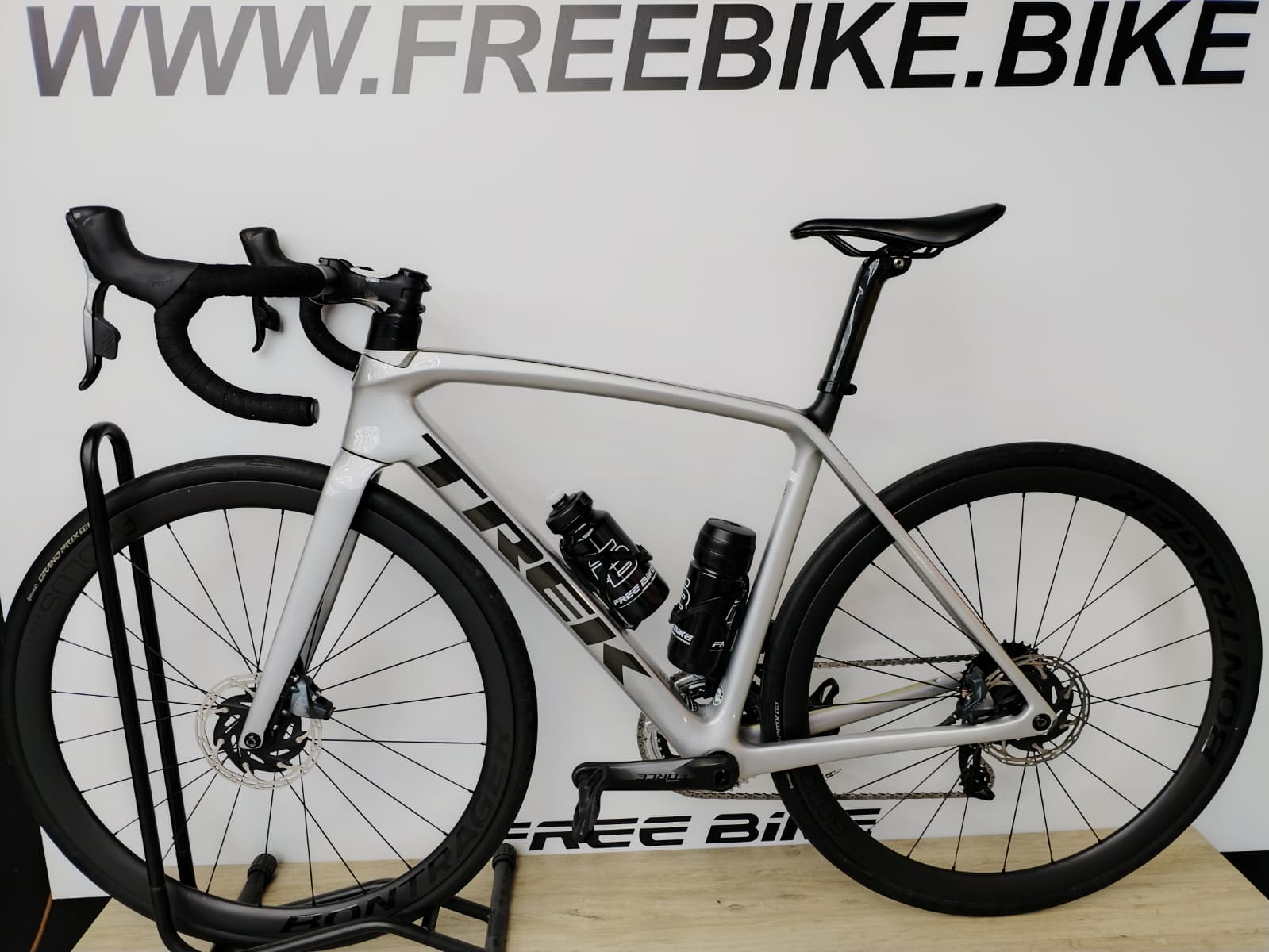Bici da corsa Trek Emonda SL 7 AXS Disc - 54 - immagine 7