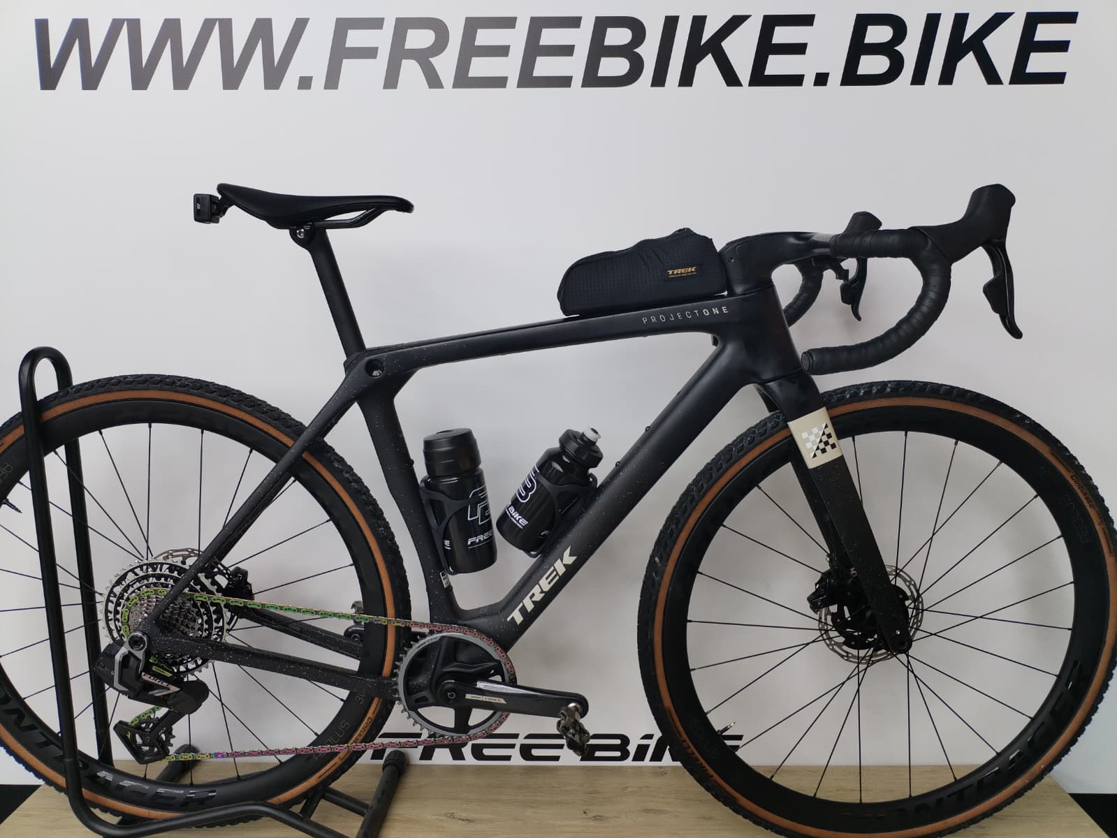 Bici da gravel Trek Checkmate SLR 7 AXS - M