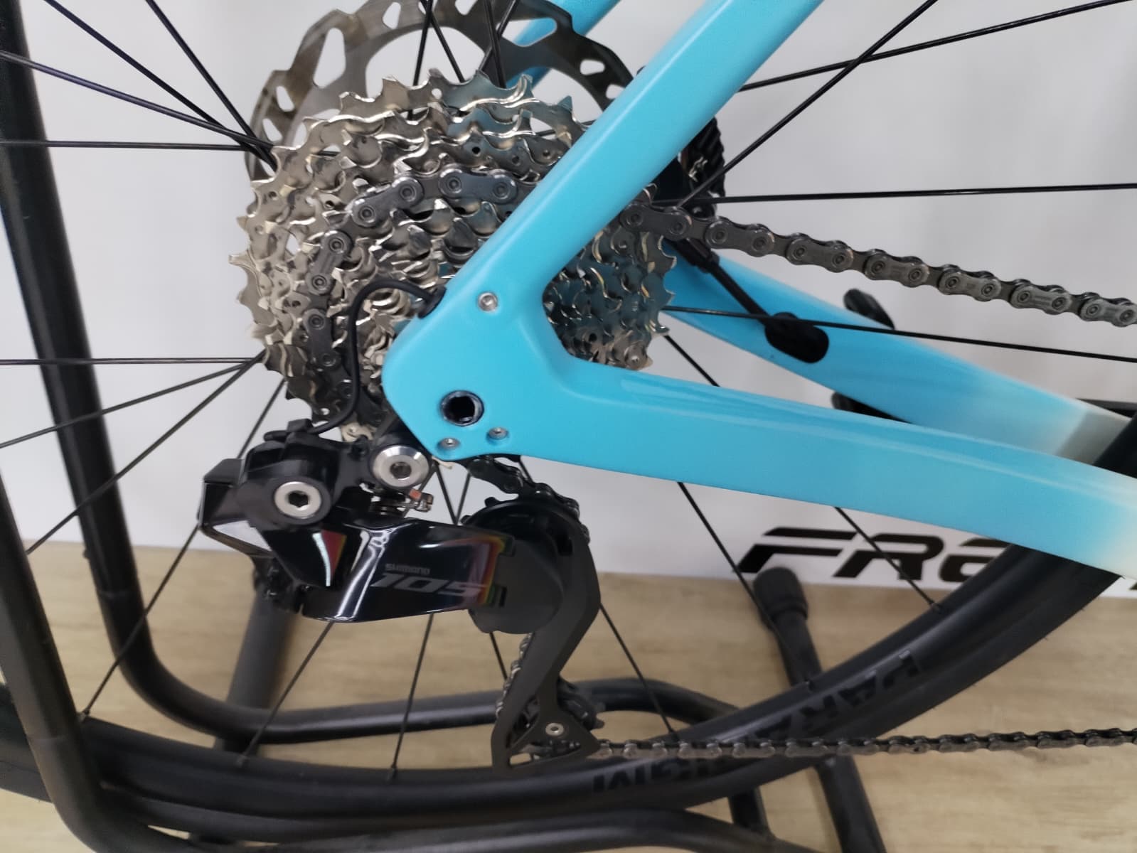 Bici da corsa Trek Domane SL 6 Gen 4 - 56 - immagine 4