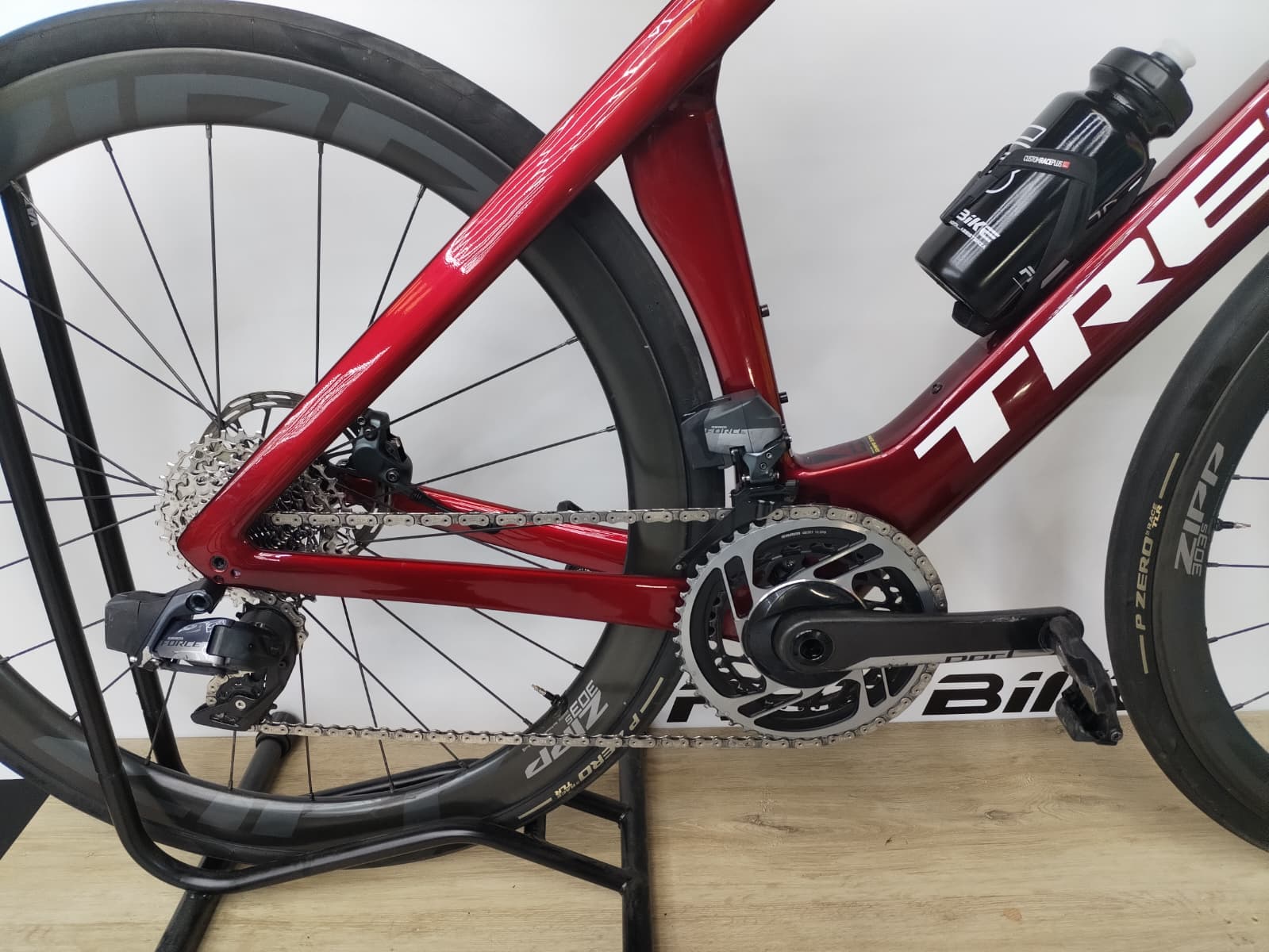Trek Madone SL Gen 7 Crimson - 54 - immagine 2