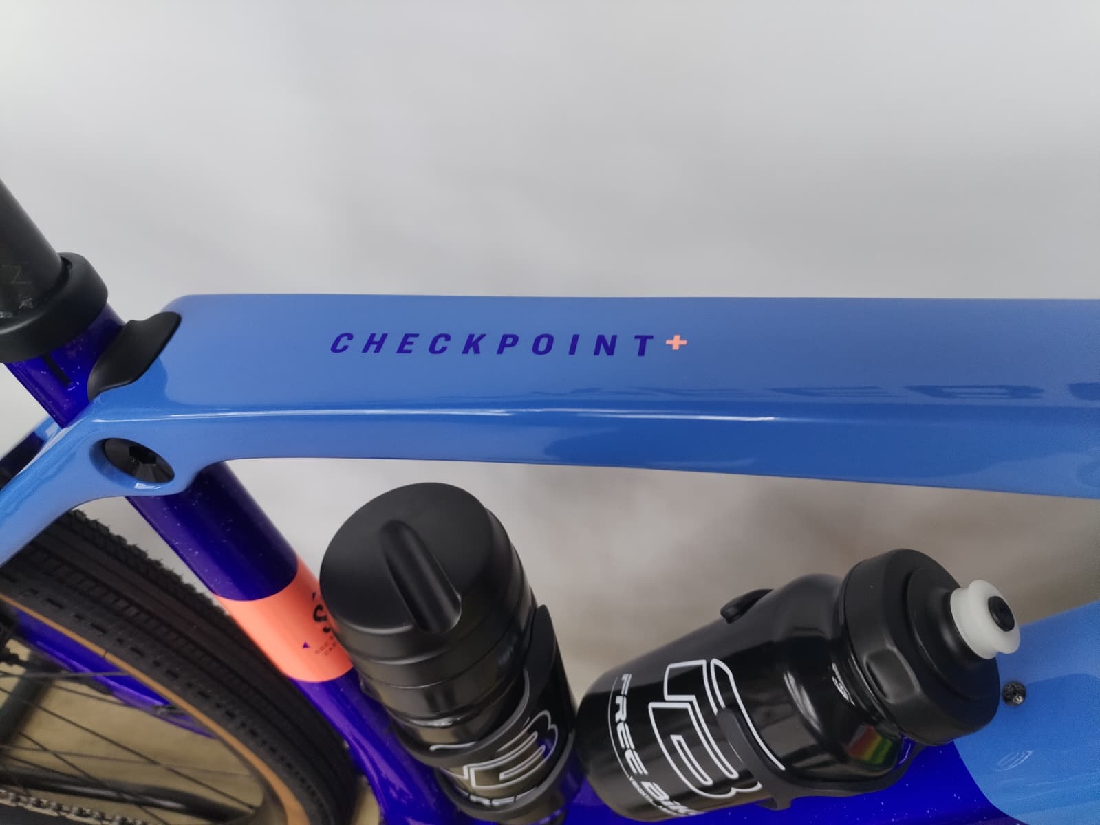 Bici carbonio elettrica Trek Checkpoint+ SL 5 - S - immagine 4