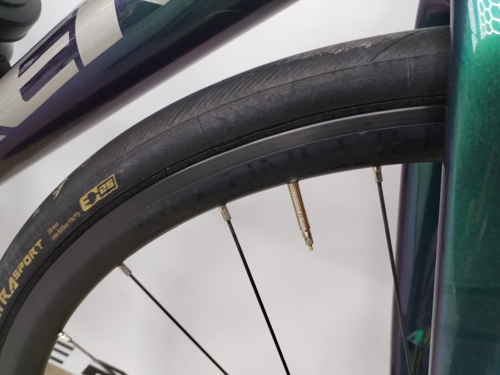 Bici da corsa Trek Emonda Disc SL 5 Disc - 56 H2 - immagine 4