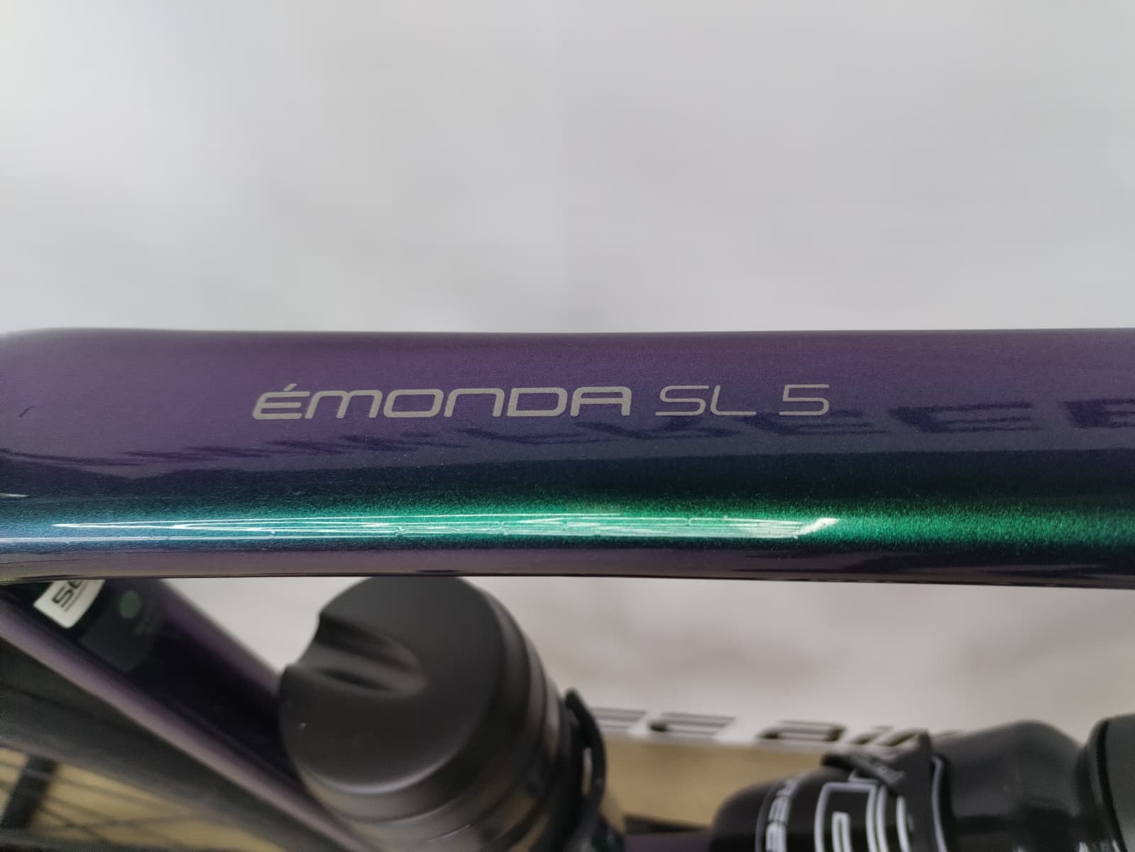 Bici da corsa Trek Emonda Disc SL 5 Disc - 56 H2 - immagine 7