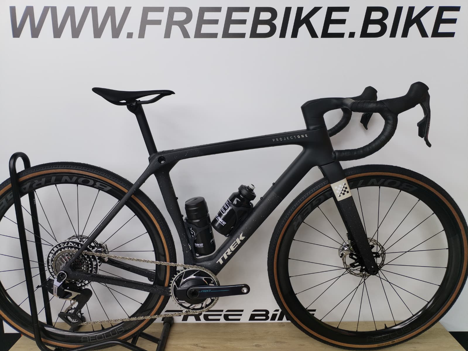 Trek Checkmate SLR 9 AXS Matte Trek Black Matte Deep Smoke - immagine 8